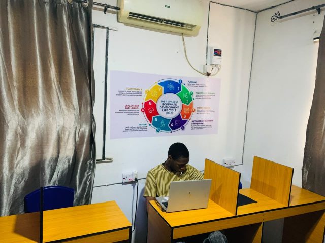 Best Workstation in Sagamu, Ogun State: Why Charis Intelligence Is a Top Choice